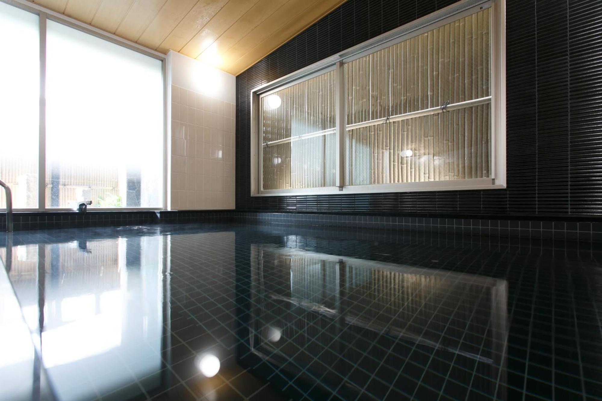 Osaka Corona Hotel Екстериор снимка
